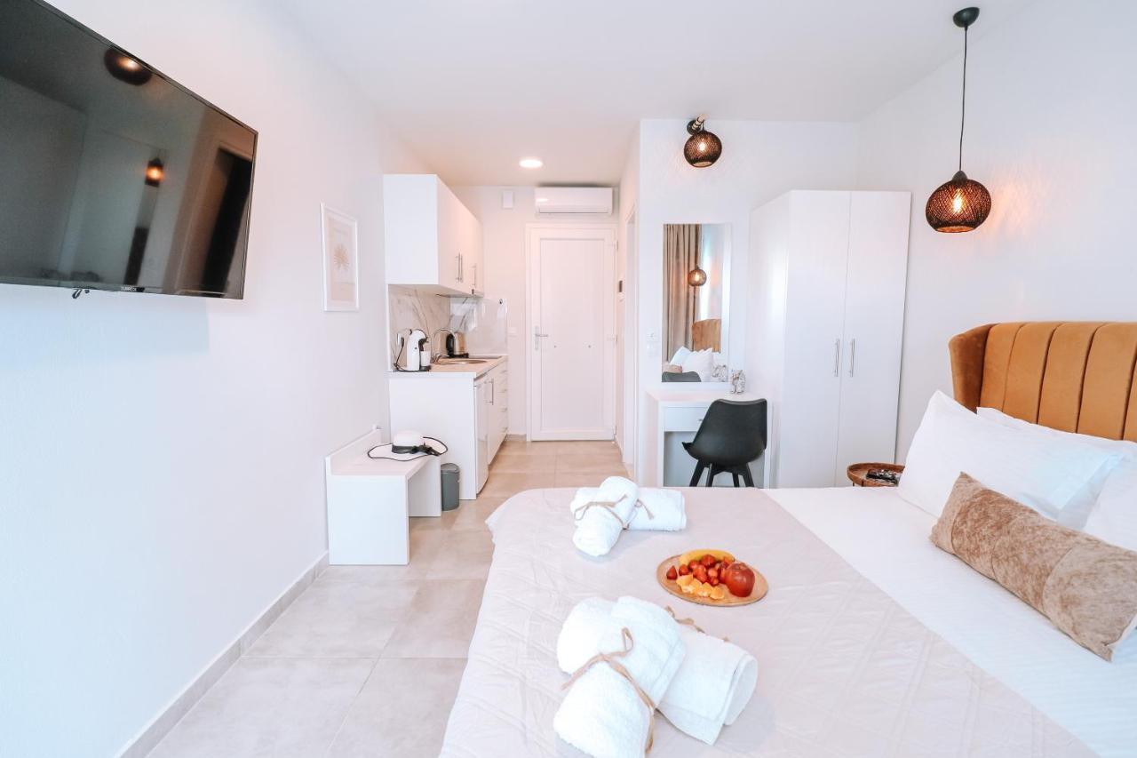 Sithon Diamond Suites 2 Nikiti  Esterno foto
